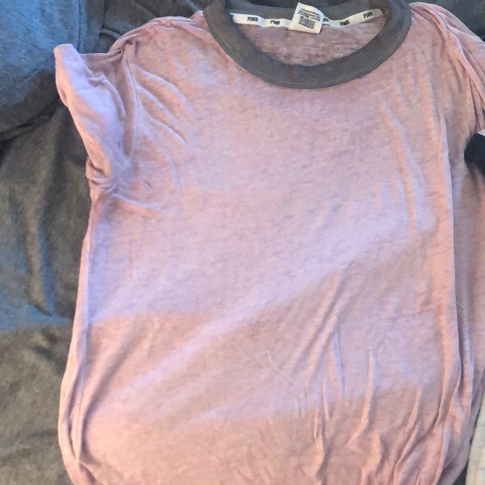VS pink tee